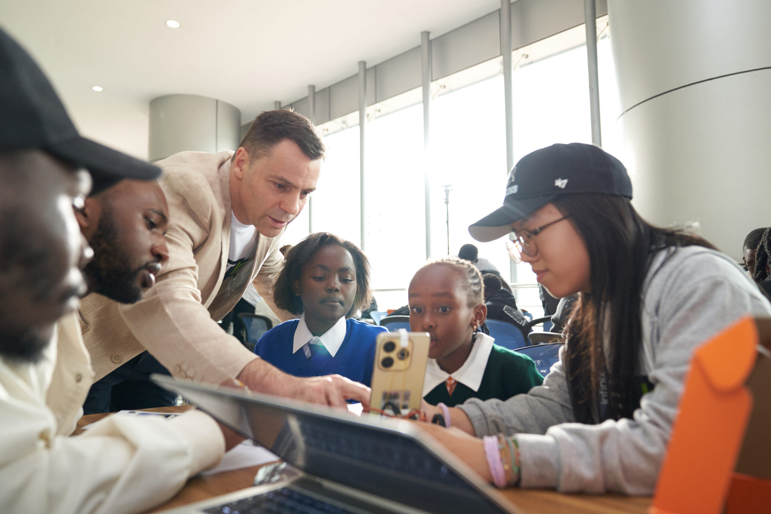 Infinix Leads the Charge in AI Education with UNESCO and Google Infinix Leads the Charge in AI Education with UNESCO and Google